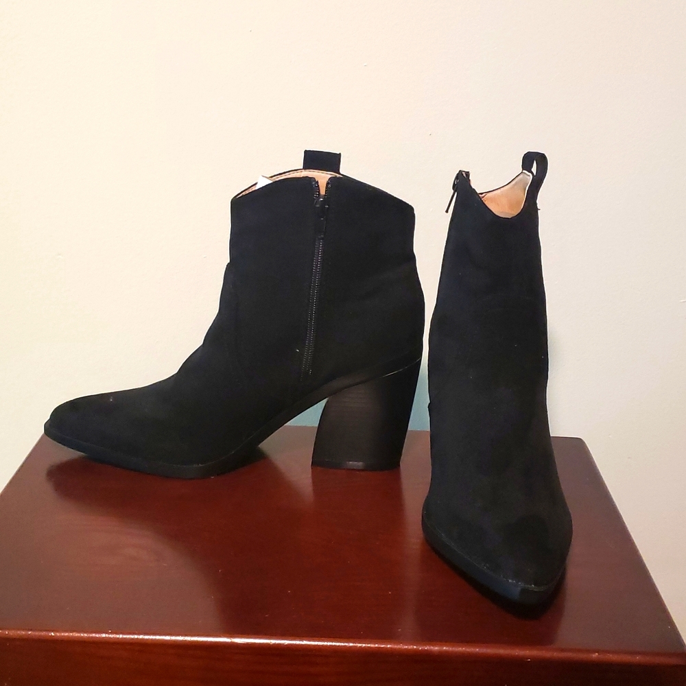 NEW Black Suede Yoki Muriel Heels Cowboy Boots Zipper 10